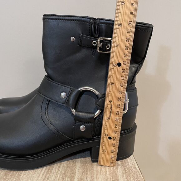 Universal Thread Women's Black Ankle Boots NEW size 10 Moto Biker Goth - Picture 3 of 13